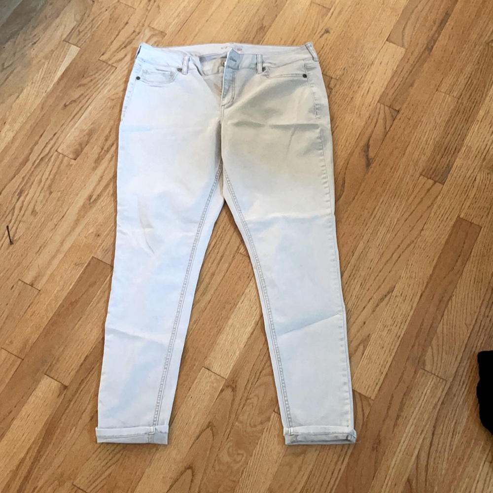 Beige Maurices jeggings